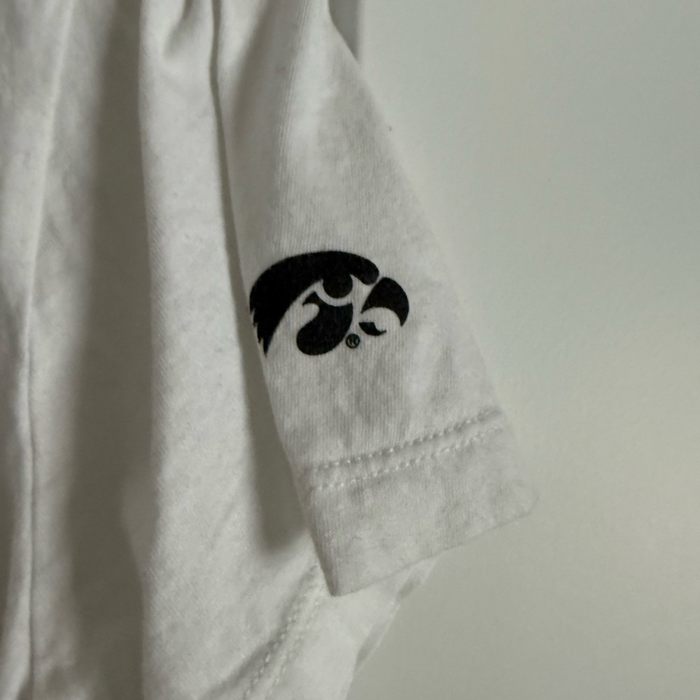 Nike Clark White Tee with Gray Logo - Picture 2 of 6